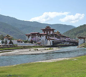 Bhutan, trekking in nepal, everest base camp trekking, trekking in nepal autumn, trekking in nepal spring, nepal trekking information, hiking in nepal, tsum valley trek, Rolwaling valley trekking, ghorepani poon hill trekking, gokyo chola pass trekking, gosaikunda helambu trekking, tsum manaslu trekking, trekking in nepal cost, trekking in nepal august, Kanchenjunga Trekking, mustang trekking, annapurna base camp trekking